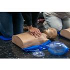 Kit CPR TAKE2&reg;, pelle scura (2 manichini adulti, 2 manichini lattanti, 2 AED UltraTrainer&trade;, EN/ES), 1027242, BLS per adulti (Small)